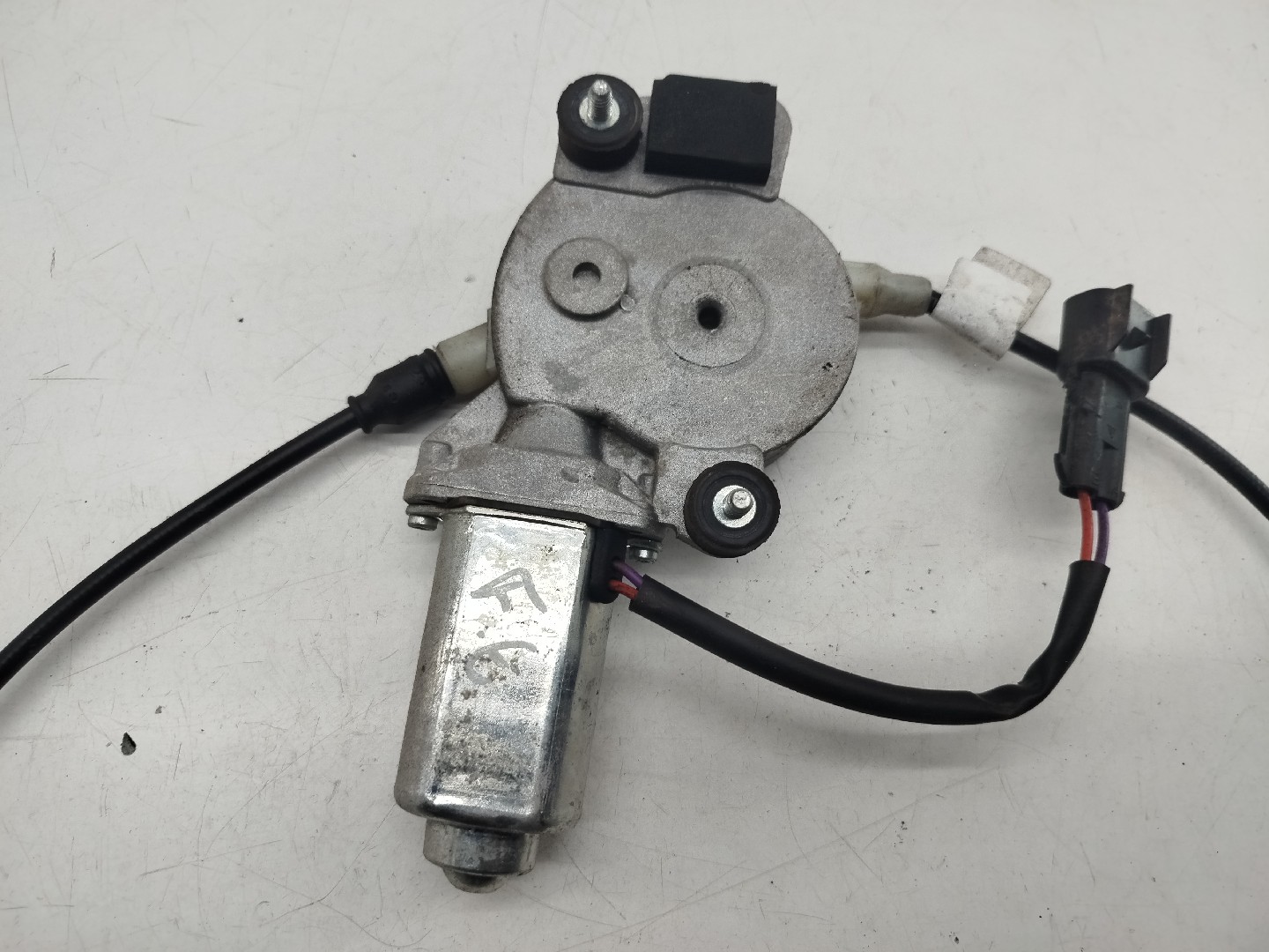 Motor e elevador de vidro frente esquerdo FORD FIESTA IV (JA_, JB_) | 95 - 02 Imagem-1