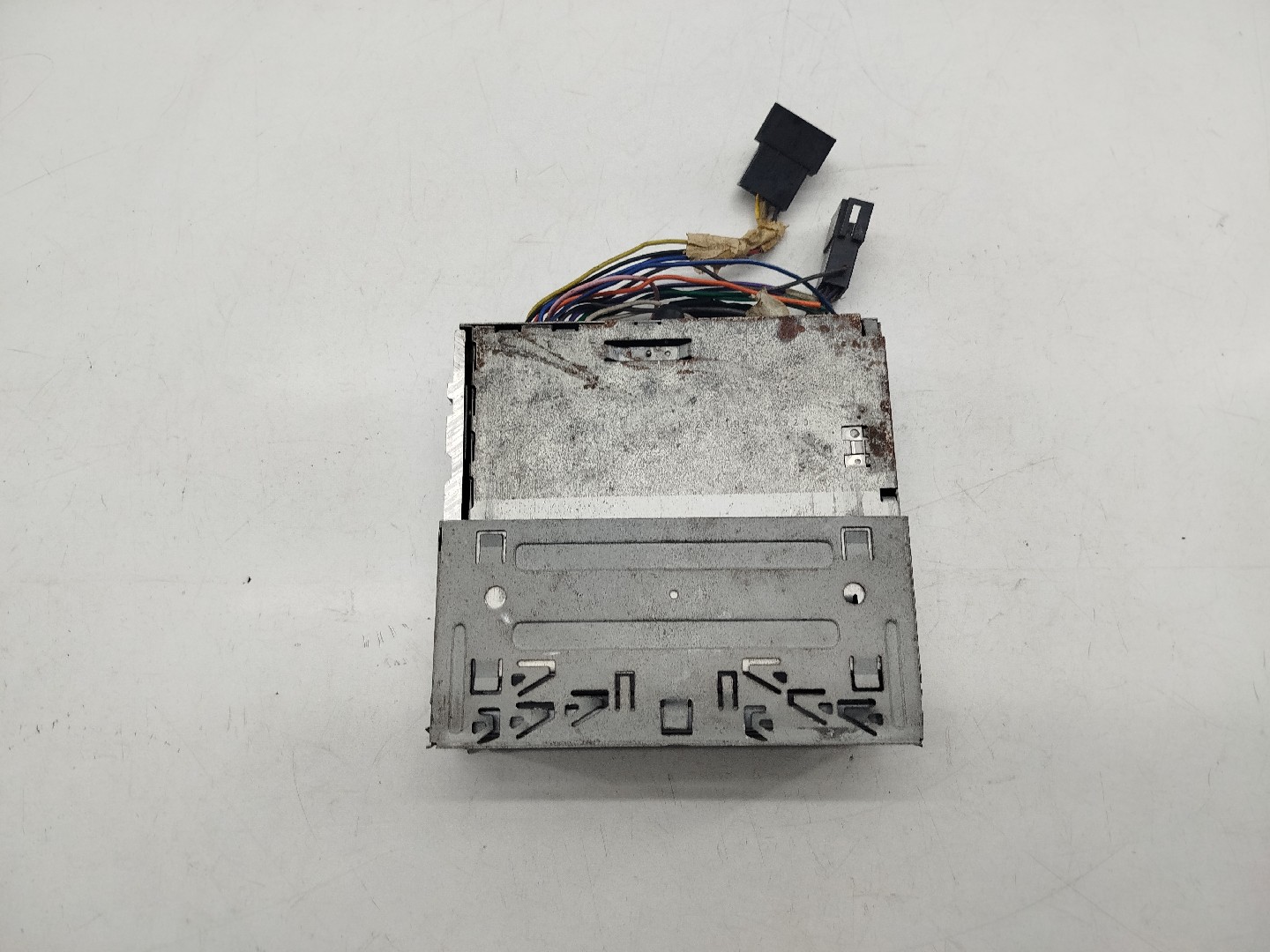 Auto-Rádio FORD FIESTA IV (JA_, JB_) | 95 - 02 Imagem-1