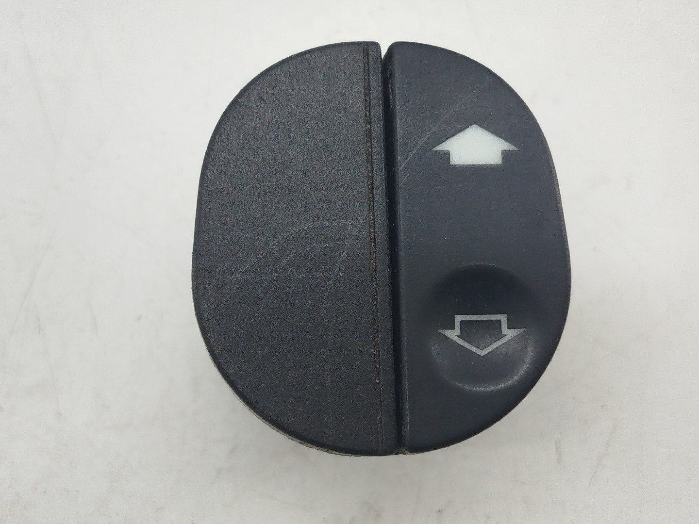 Comutador de vidro frente direito FORD FIESTA IV (JA_, JB_) | 95 - 02