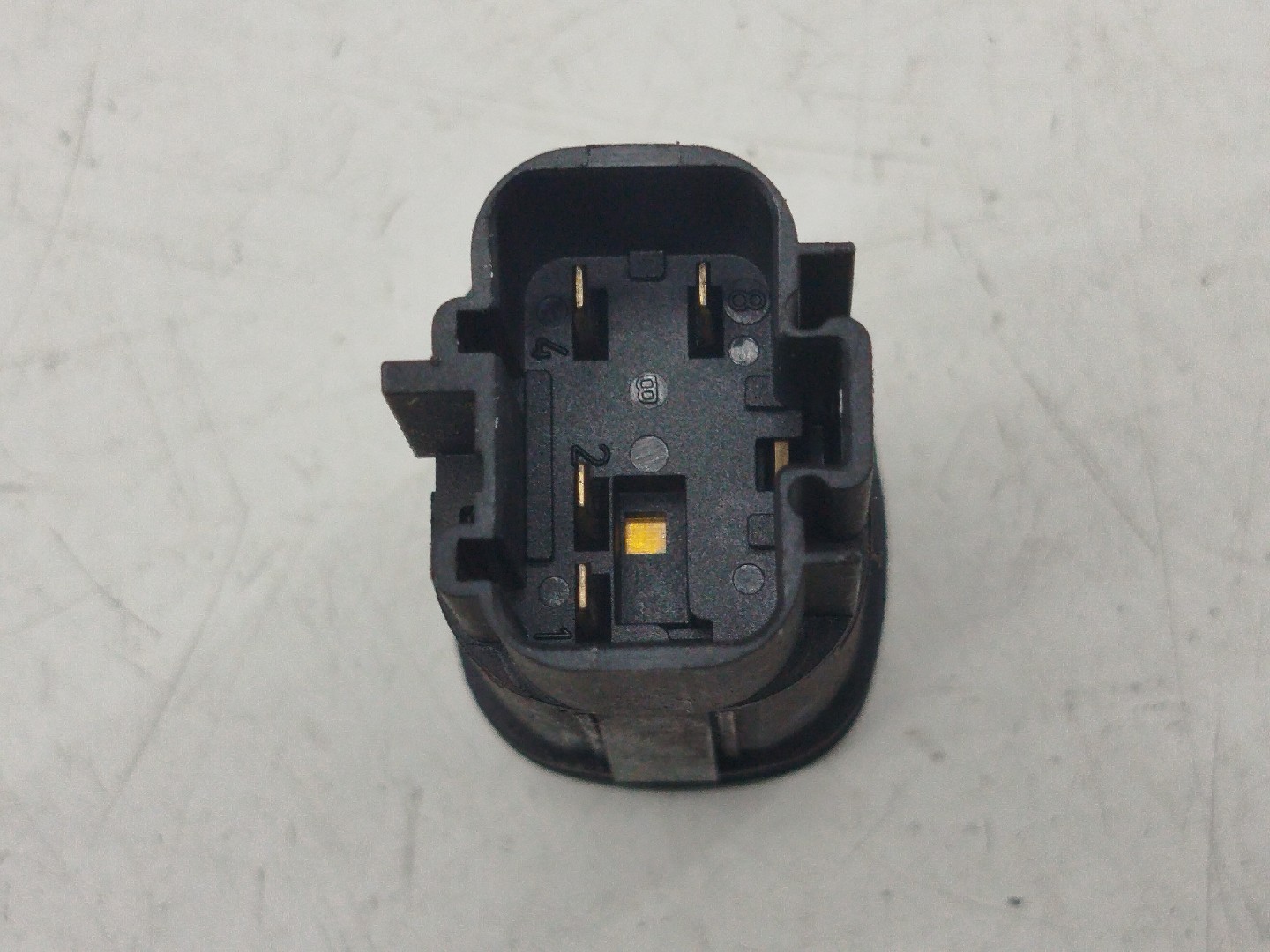 Botão de luz de nevoeiro FORD FIESTA IV (JA_, JB_) | 95 - 02 Imagem-2
