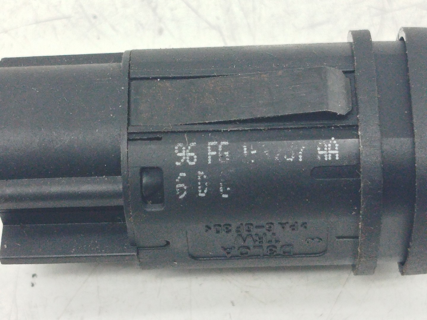 Botão de luz de nevoeiro FORD FIESTA IV (JA_, JB_) | 95 - 02 Imagem-3