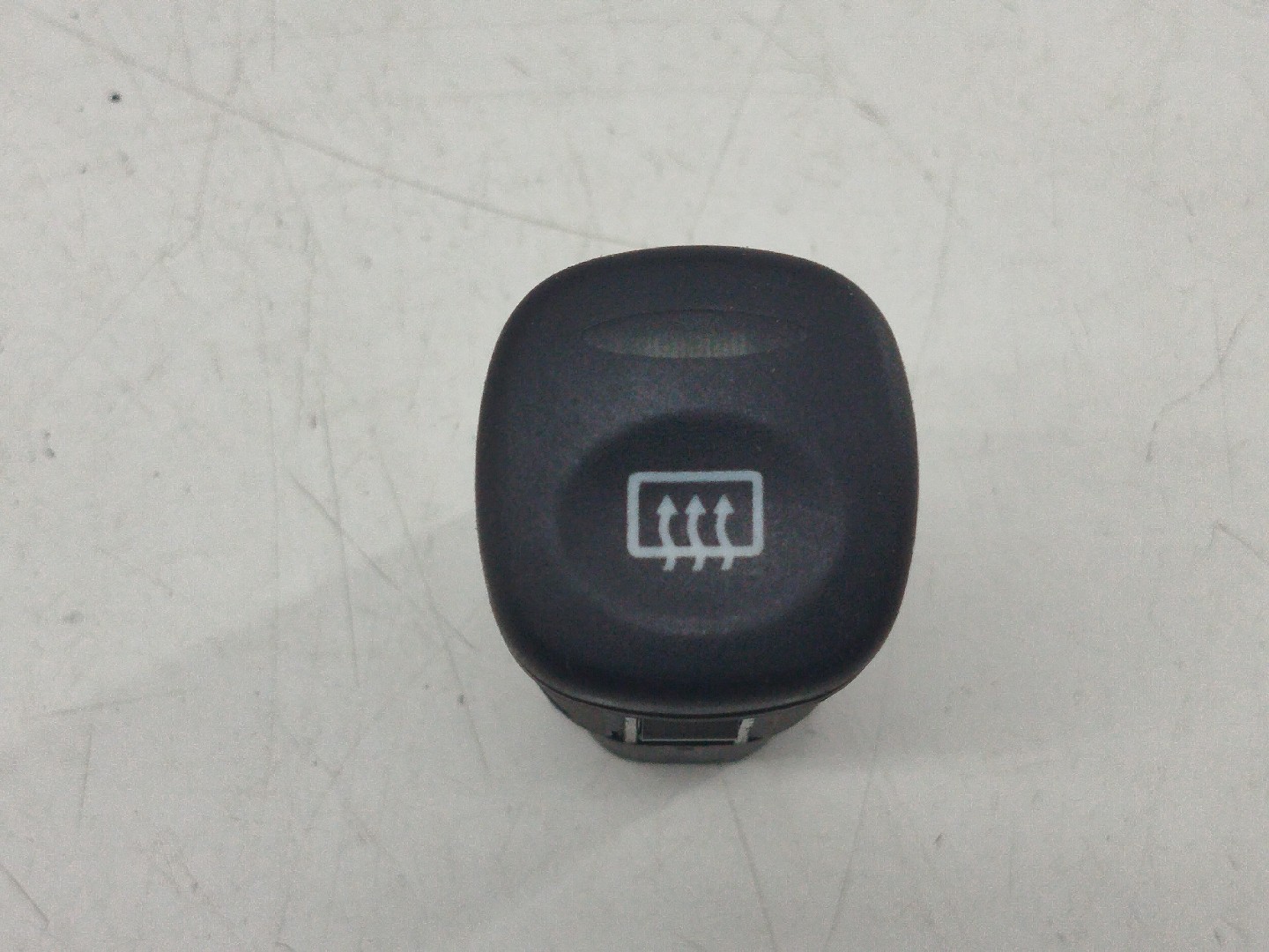 Botão desembaciador de vidro traseiro FORD FIESTA IV (JA_, JB_) | 95 - 02