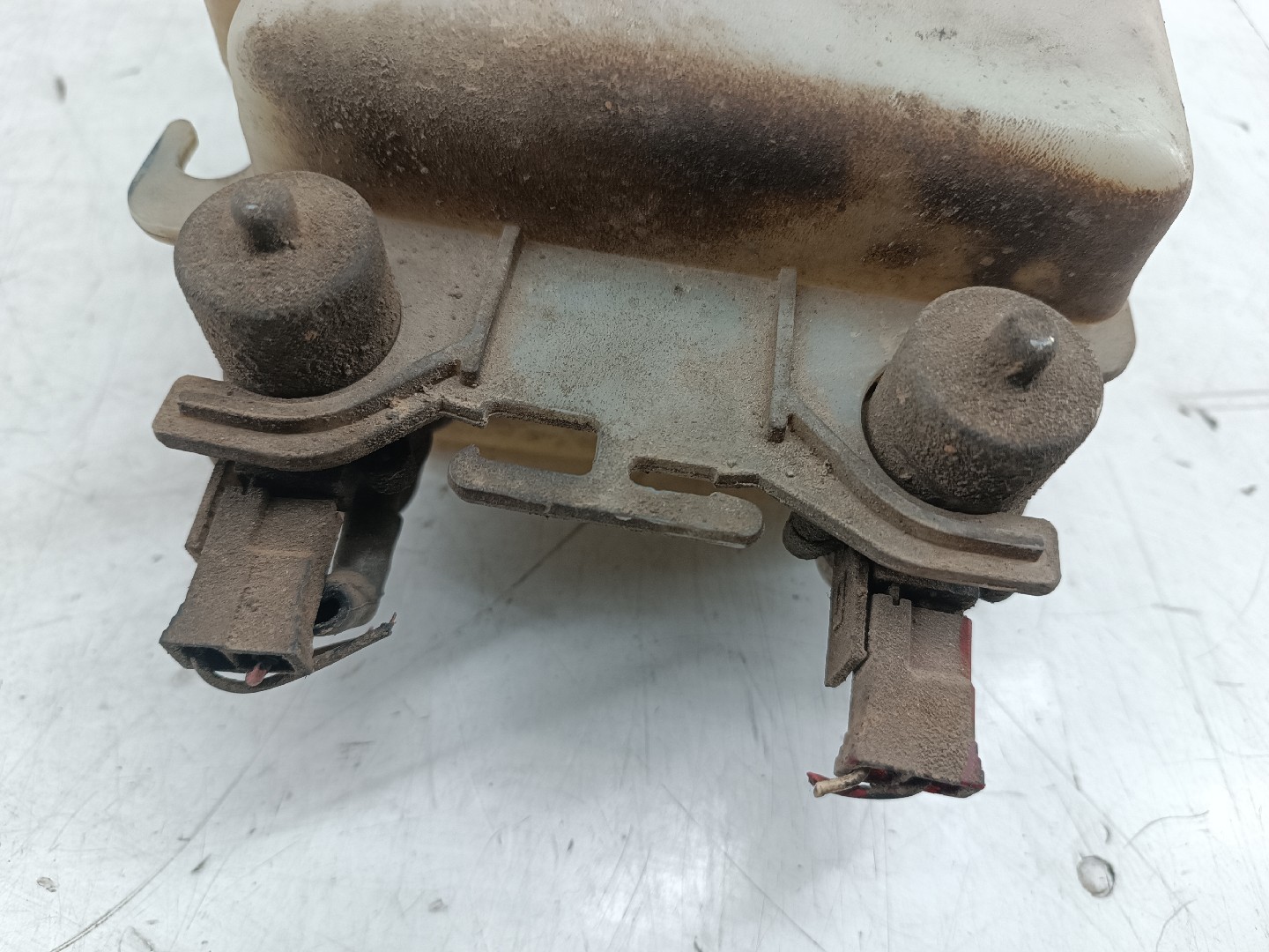 Reservatório de água do limpa para-brisas FIAT UNO (146_) | 83 - 06 Imagem-1