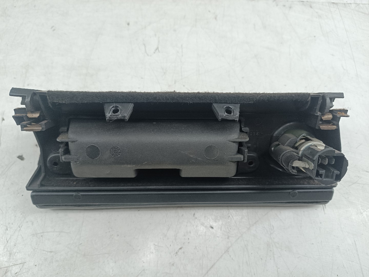 Cinzeiro FIAT UNO (146_) | 83 - 06