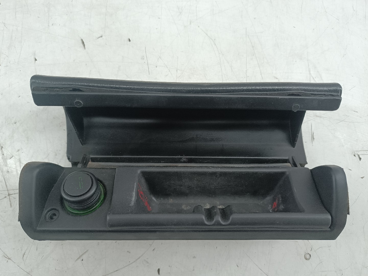 Cinzeiro FIAT UNO (146_) | 83 - 06 Imagem-4