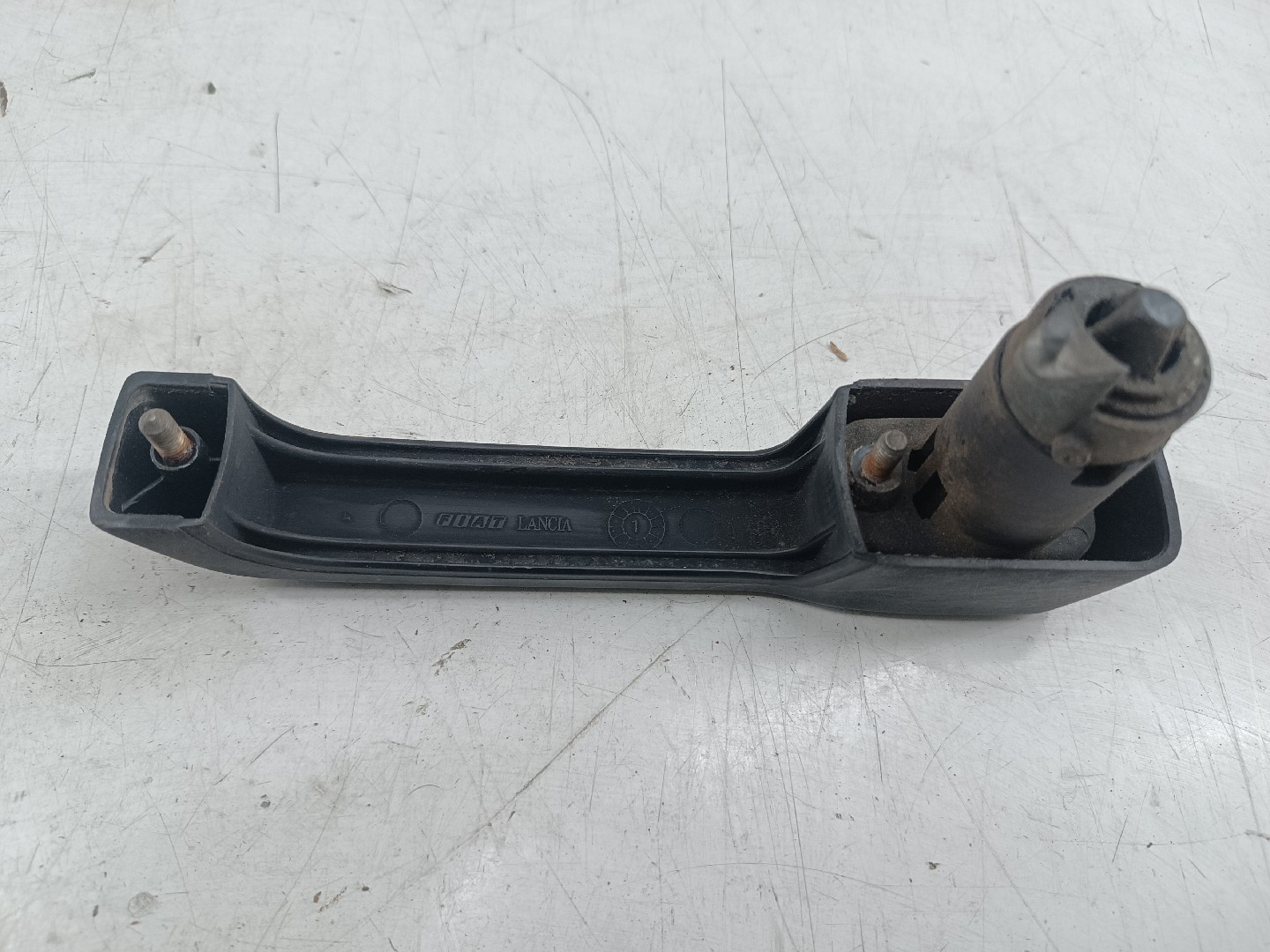 Puxador exterior de porta frente esquerda FIAT UNO (146_) | 83 - 06