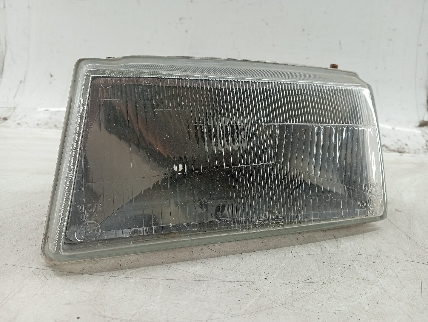 Ótica Esquerda FIAT UNO (146_) | 83 - 06