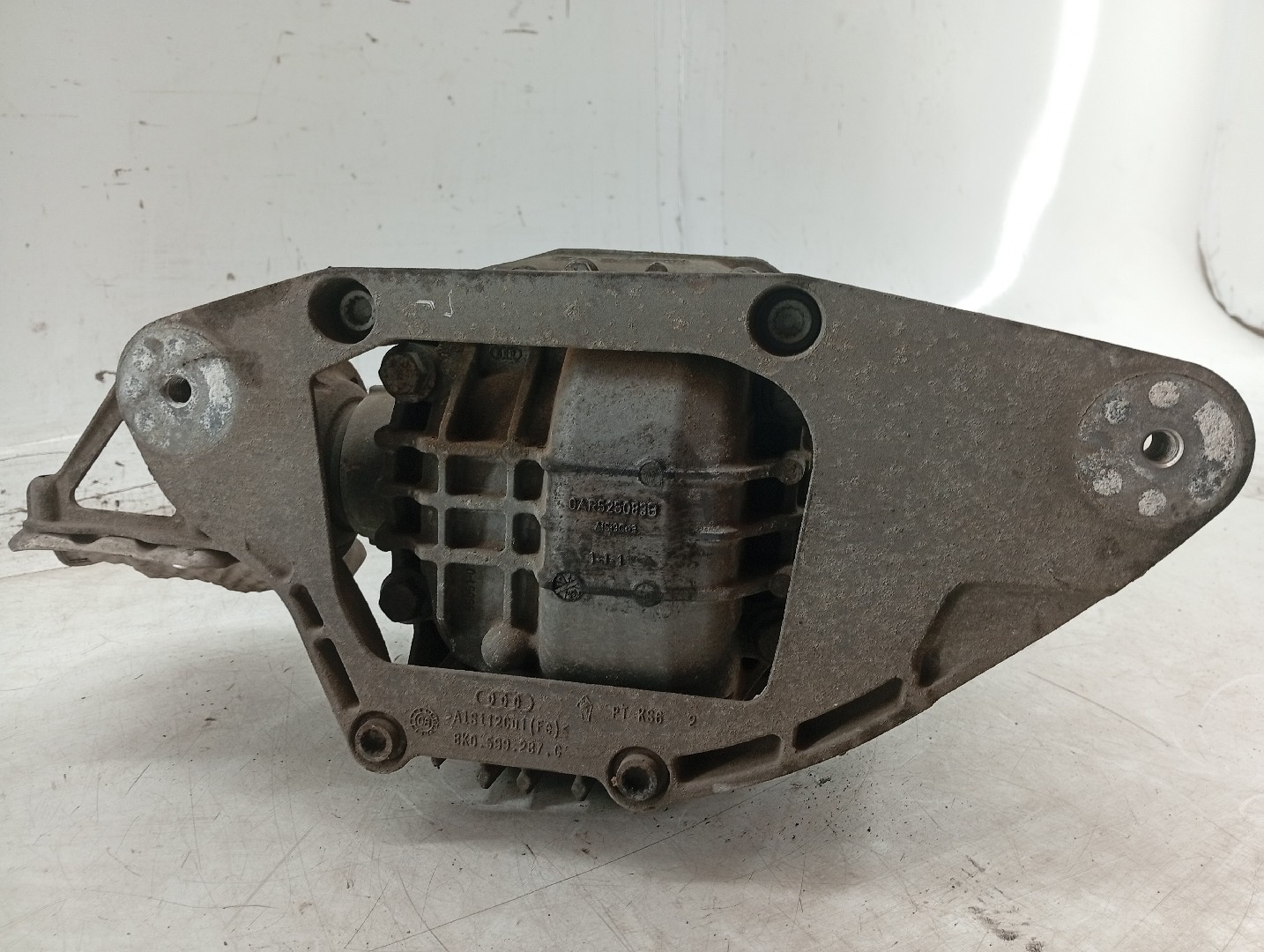 Diferencial AUDI Q5 (8RB) | 08 - 17 Imagem-1