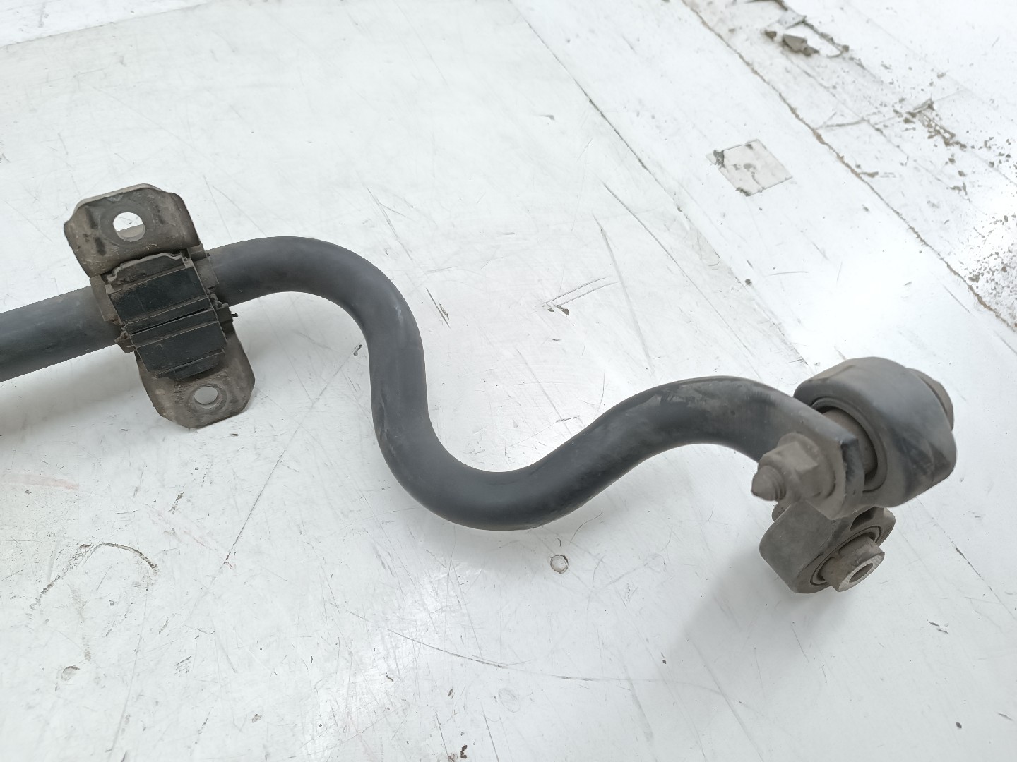 Barra estabilizadora traseira AUDI Q5 (8RB) | 08 - 17 Imagem-1