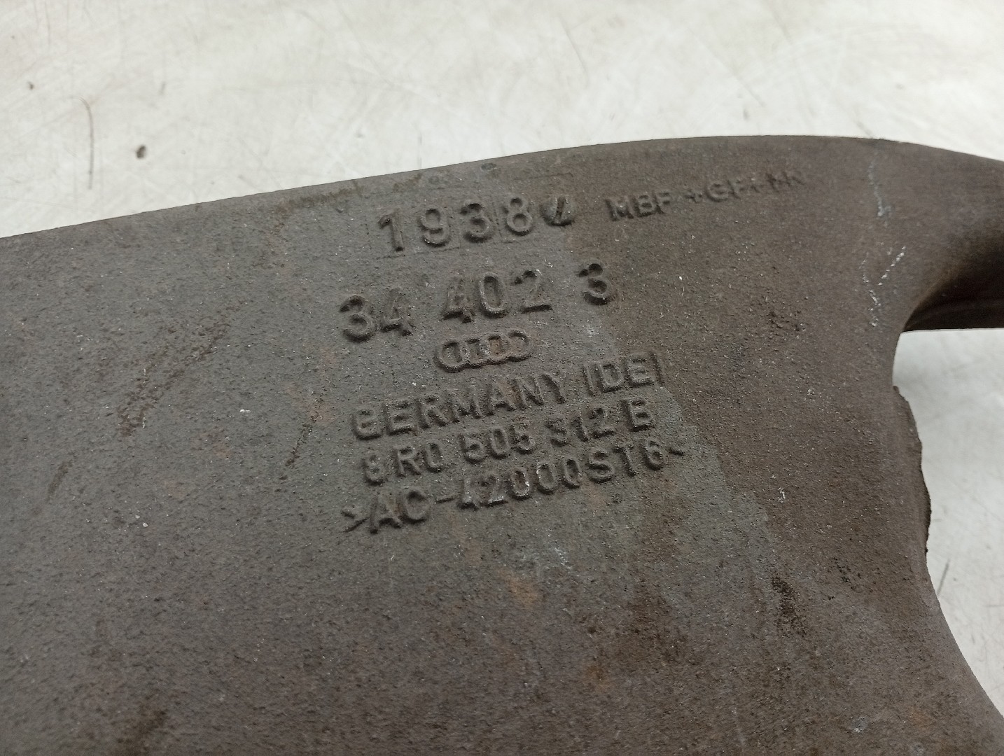 Braços de suspensão traseiros esquerdo / direito AUDI Q5 (8RB) | 08 - 17 Imagem-2