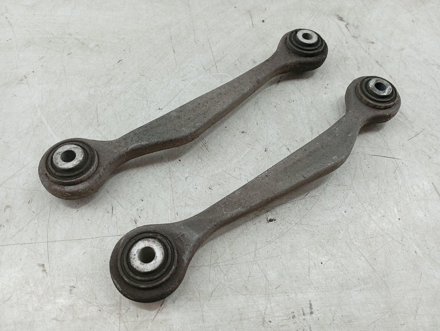 Braços de suspensão traseiros esquerdo / direito AUDI Q5 (8RB) | 08 - 17 Imagem-4