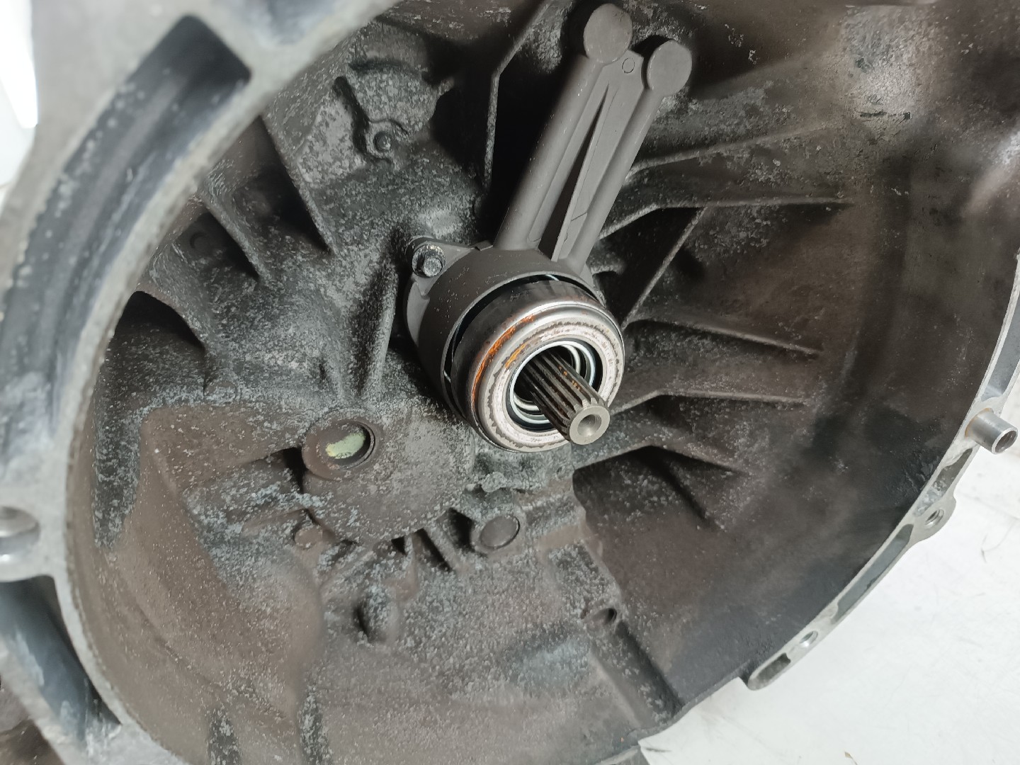 Caixa de Velocidades Manual FORD FIESTA IV (JA_, JB_) | 95 - 02 Imagem-4