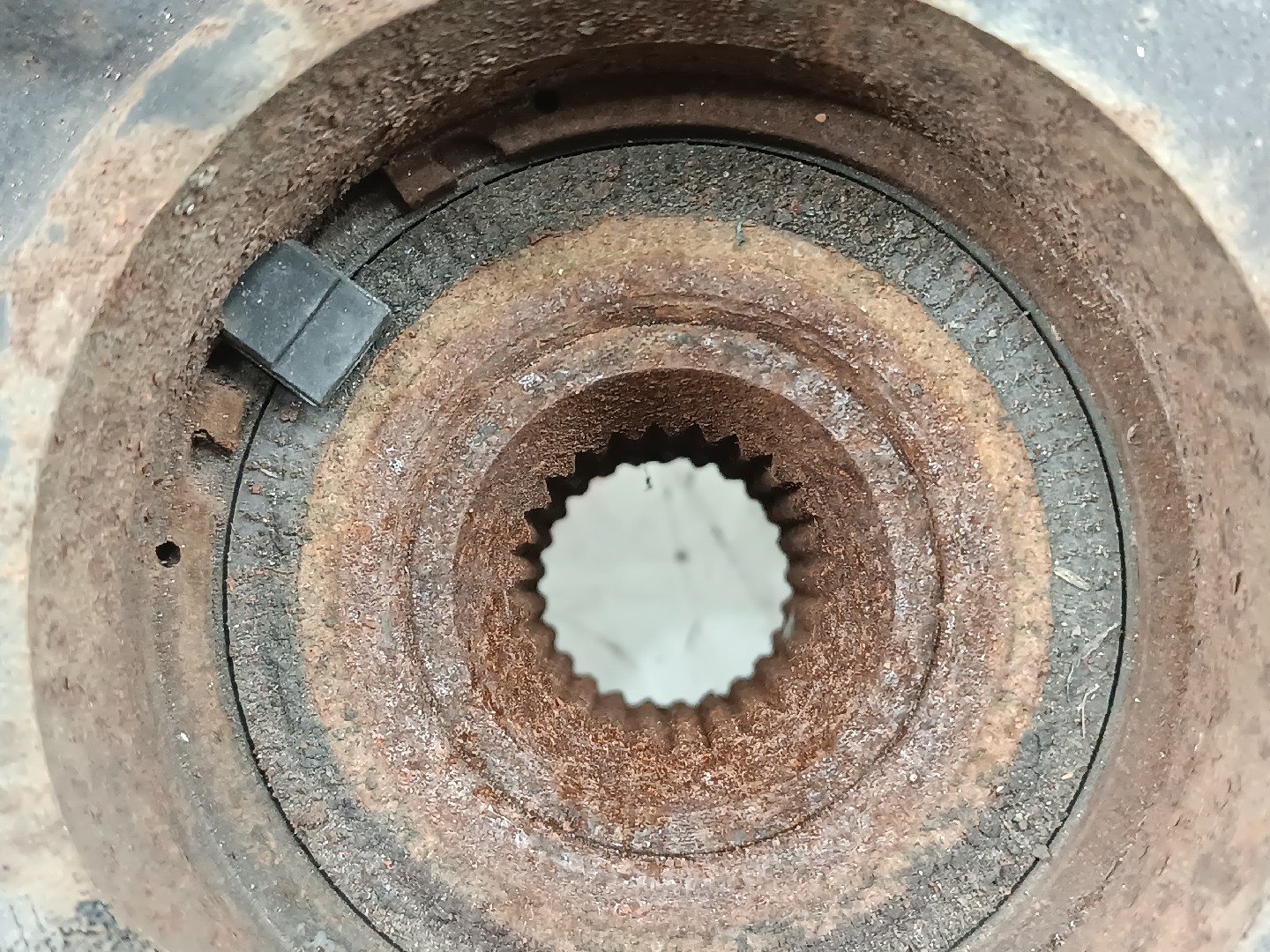 Manga de eixo frente esquerda RENAULT MEGANE III Grandtour (KZ0/1) | 08 -  Imagem-1