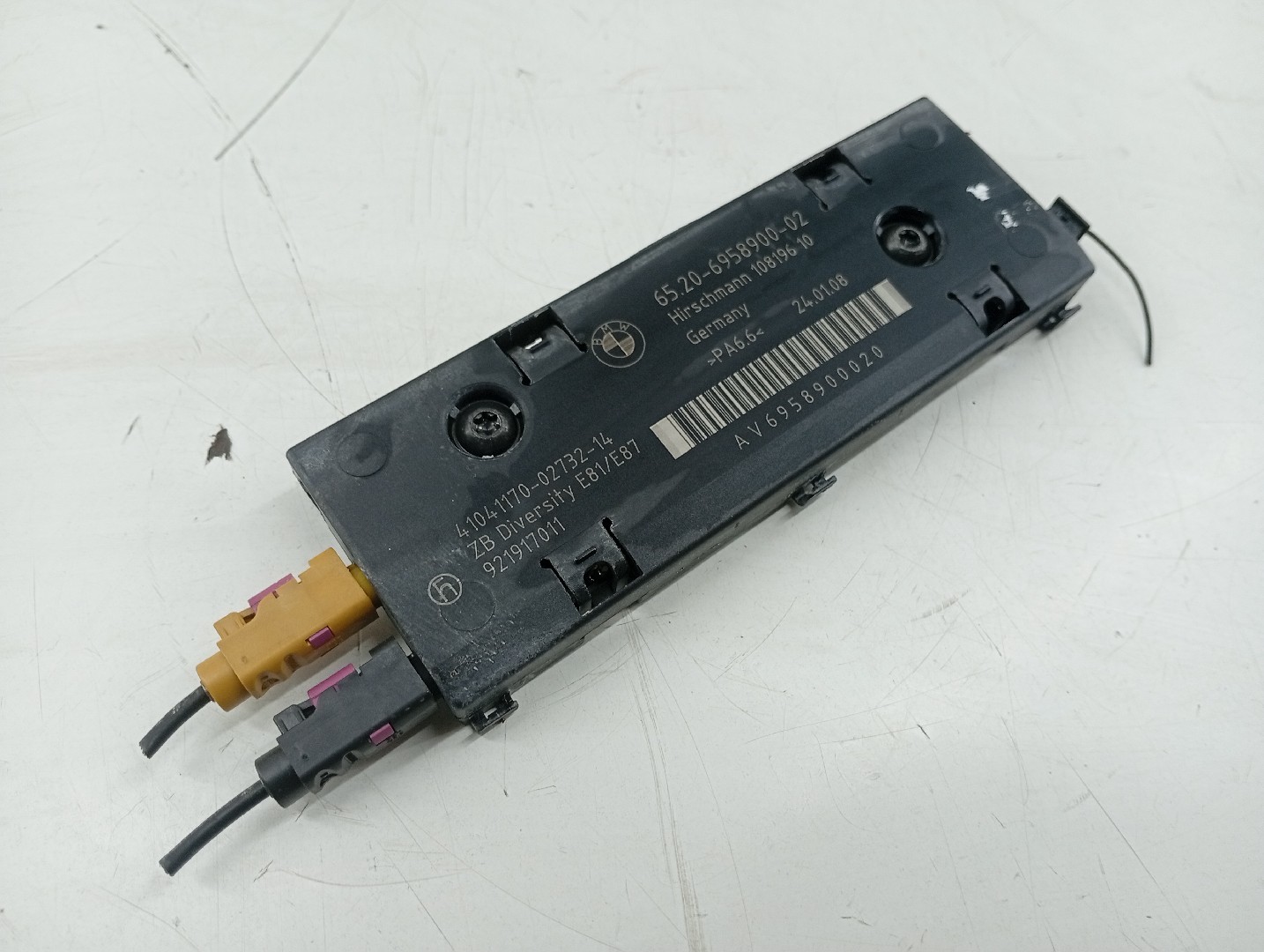 Amplificador de antena BMW 1 (E87) | 03 - 13 Imagem-3