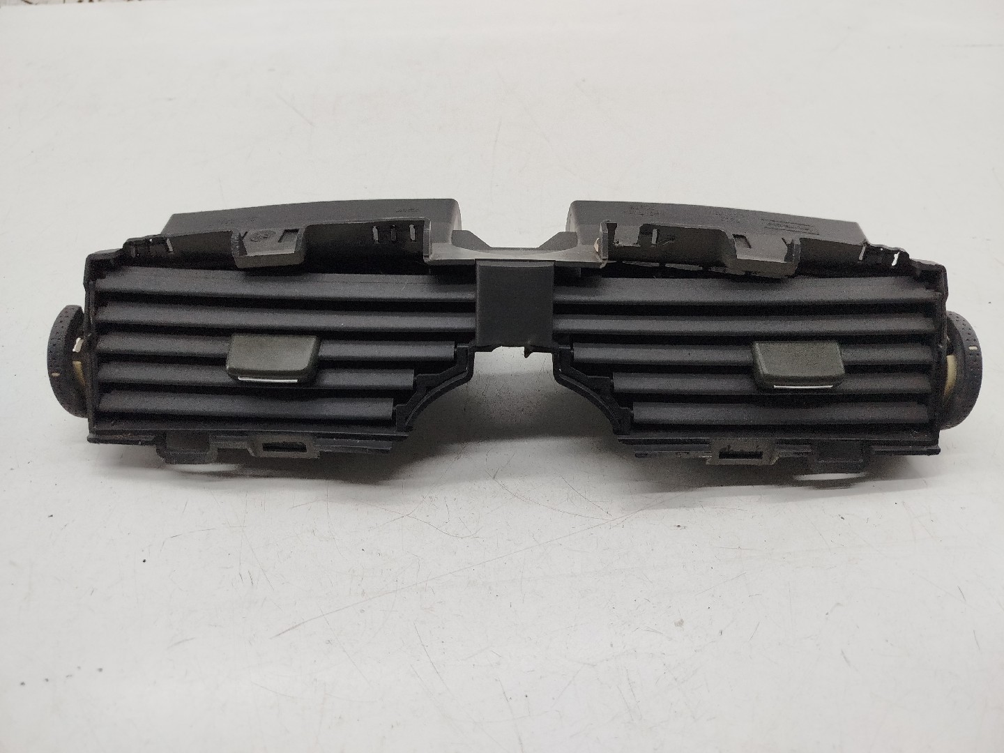 Difusor de ar central RENAULT GRAND SCÉNIC II (JM0/1_) | 04 - 09