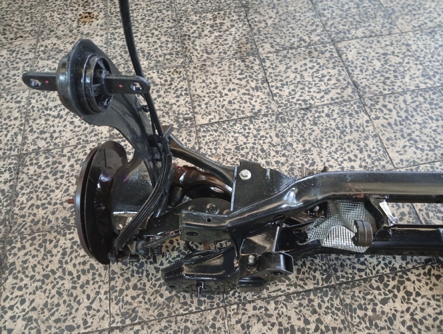 Eixo traseiro VOLVO C30 (533) | 06 - 13 Imagem-2