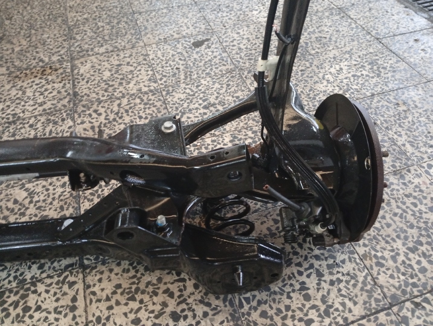 Eixo traseiro VOLVO C30 (533) | 06 - 13 Imagem-4