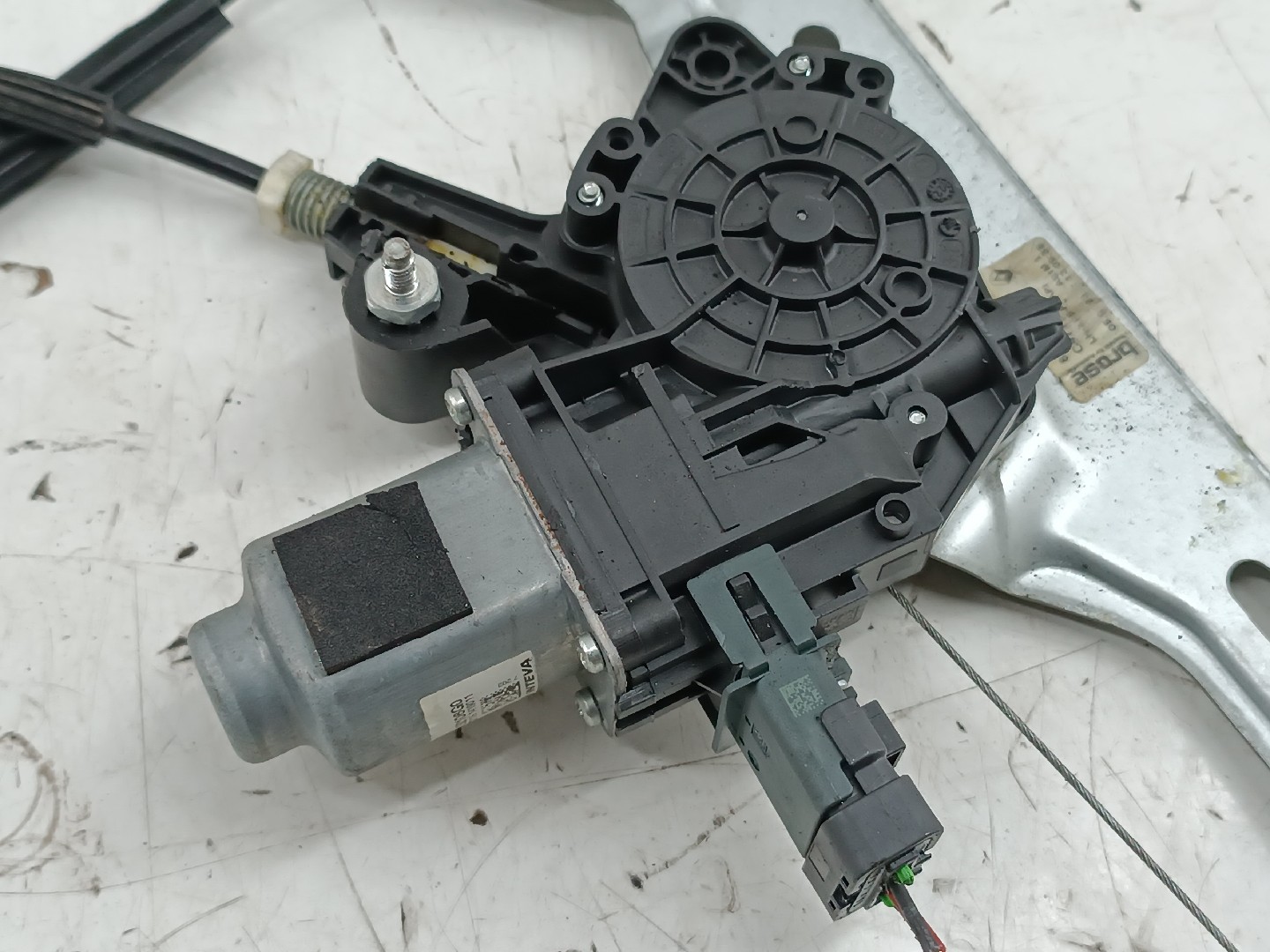 Motor e elevador de vidro frente esquerdo RENAULT MEGANE IV Sporter (K9A/M/N_) | 16 -  Imagem-1