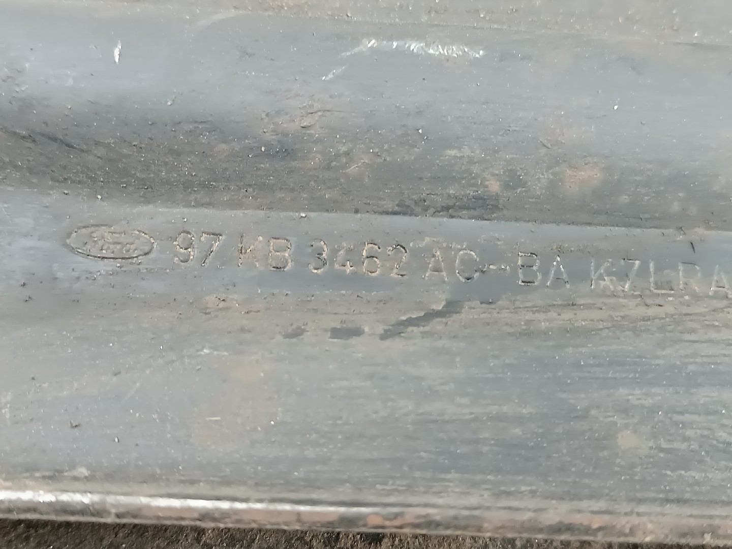 Braços de suspensão esquerdo e direito FORD KA (RB_) | 96 - 08 Imagem-3