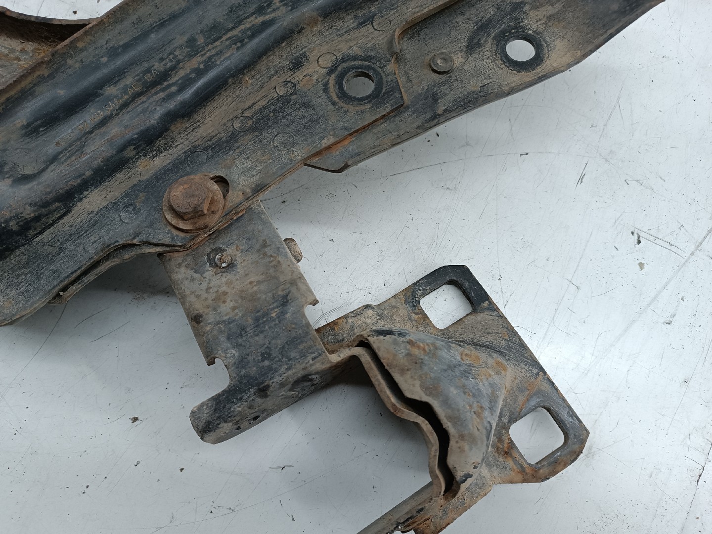 Braços de suspensão esquerdo e direito FORD KA (RB_) | 96 - 08 Imagem-1