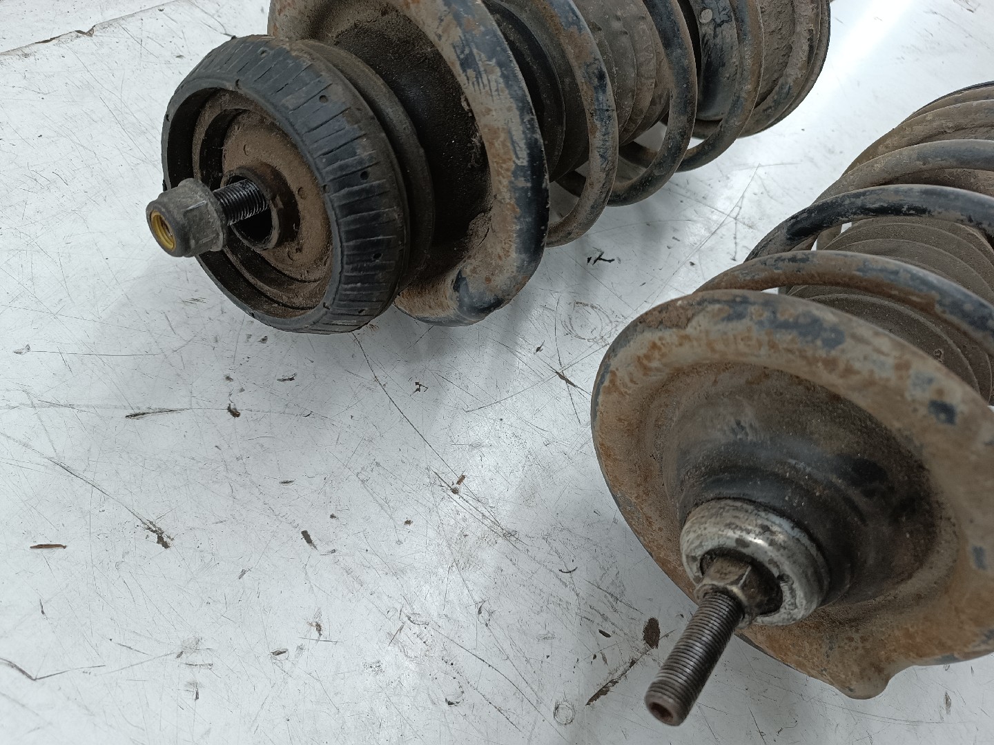 Amortecedores da frente FORD KA (RB_) | 96 - 08 Imagem-4