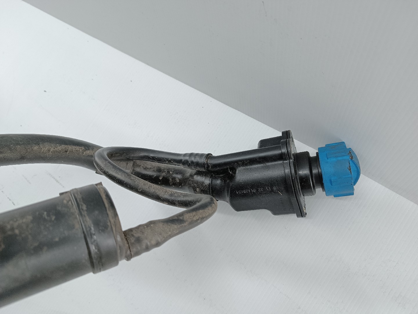 Depósito ad blue RENAULT MEGANE IV Sporter (K9A/M/N_) | 16 -  Imagem-1