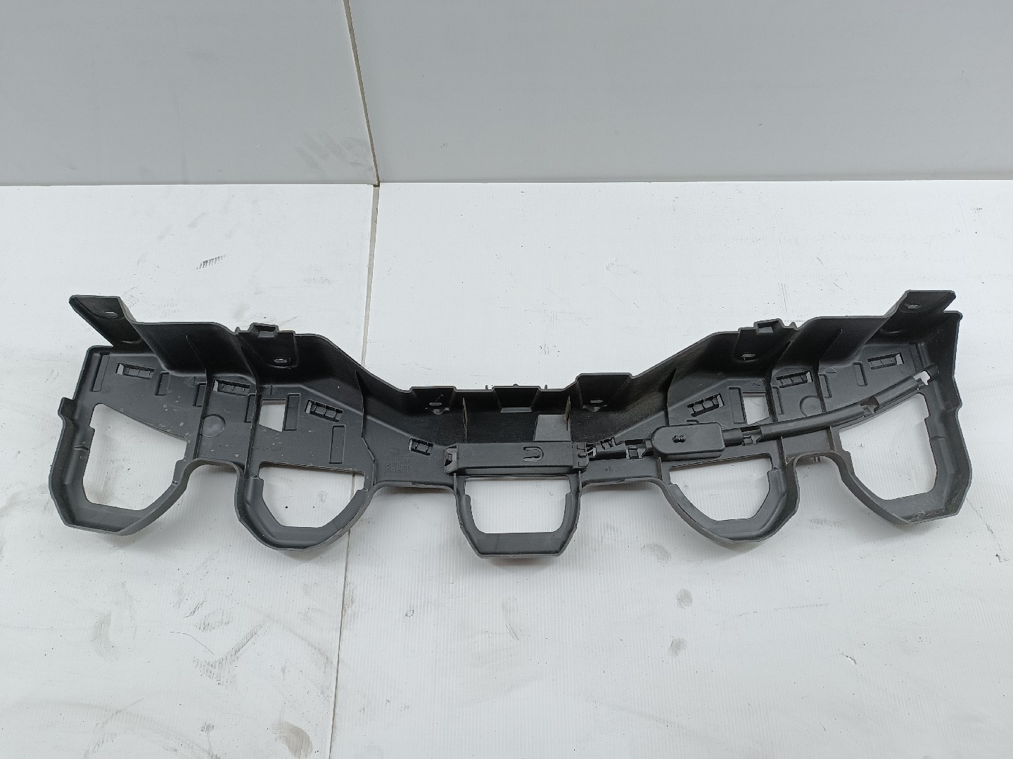 Guia central de para-choques RENAULT MEGANE IV Sporter (K9A/M/N_) | 16 - 