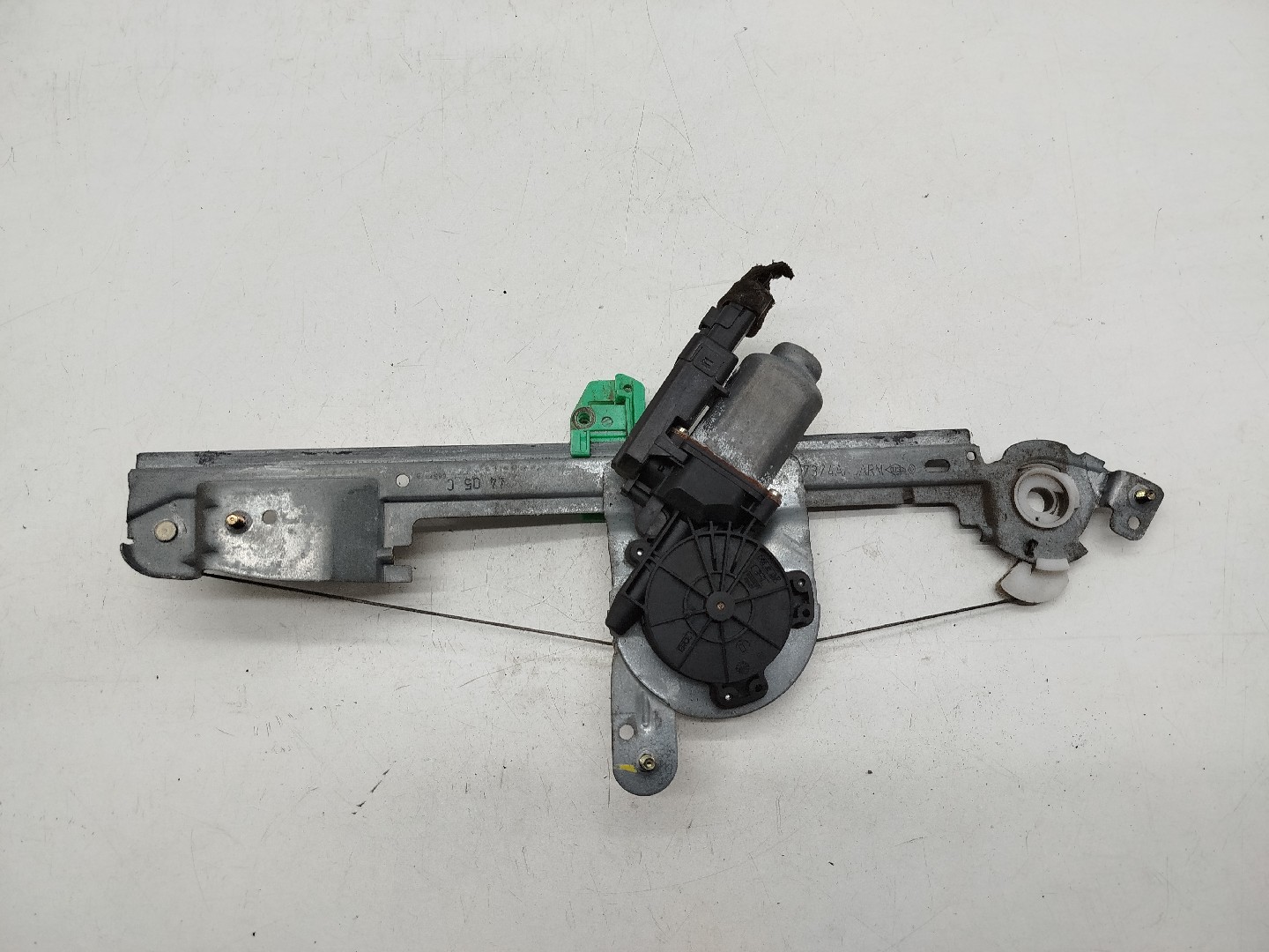 Motor e elevador de vidro trás direito RENAULT GRAND SCÉNIC II (JM0/1_) | 04 - 09