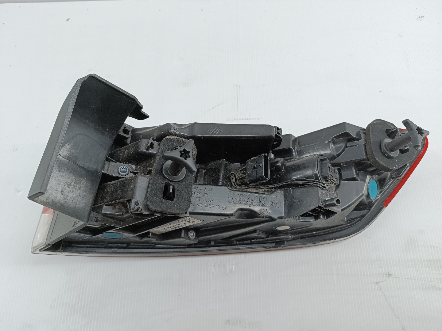 Farolim Stop Esquerdo RENAULT MEGANE IV Sporter (K9A/M/N_) | 16 -  Imagem-1