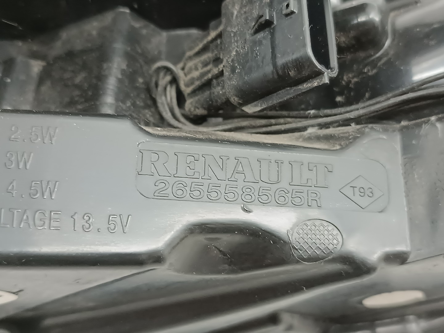 Farolim Stop Esquerdo RENAULT MEGANE IV Sporter (K9A/M/N_) | 16 -  Imagem-2