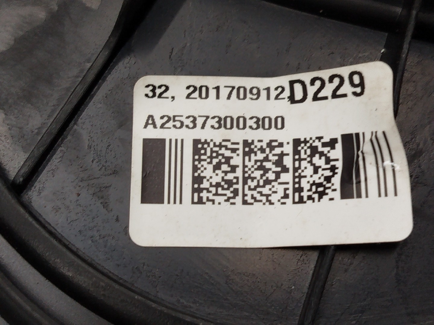 Vidro Traseiro Pequeno Esquerdo MERCEDES-BENZ GLC (X253) | 15 -  Imagem-2