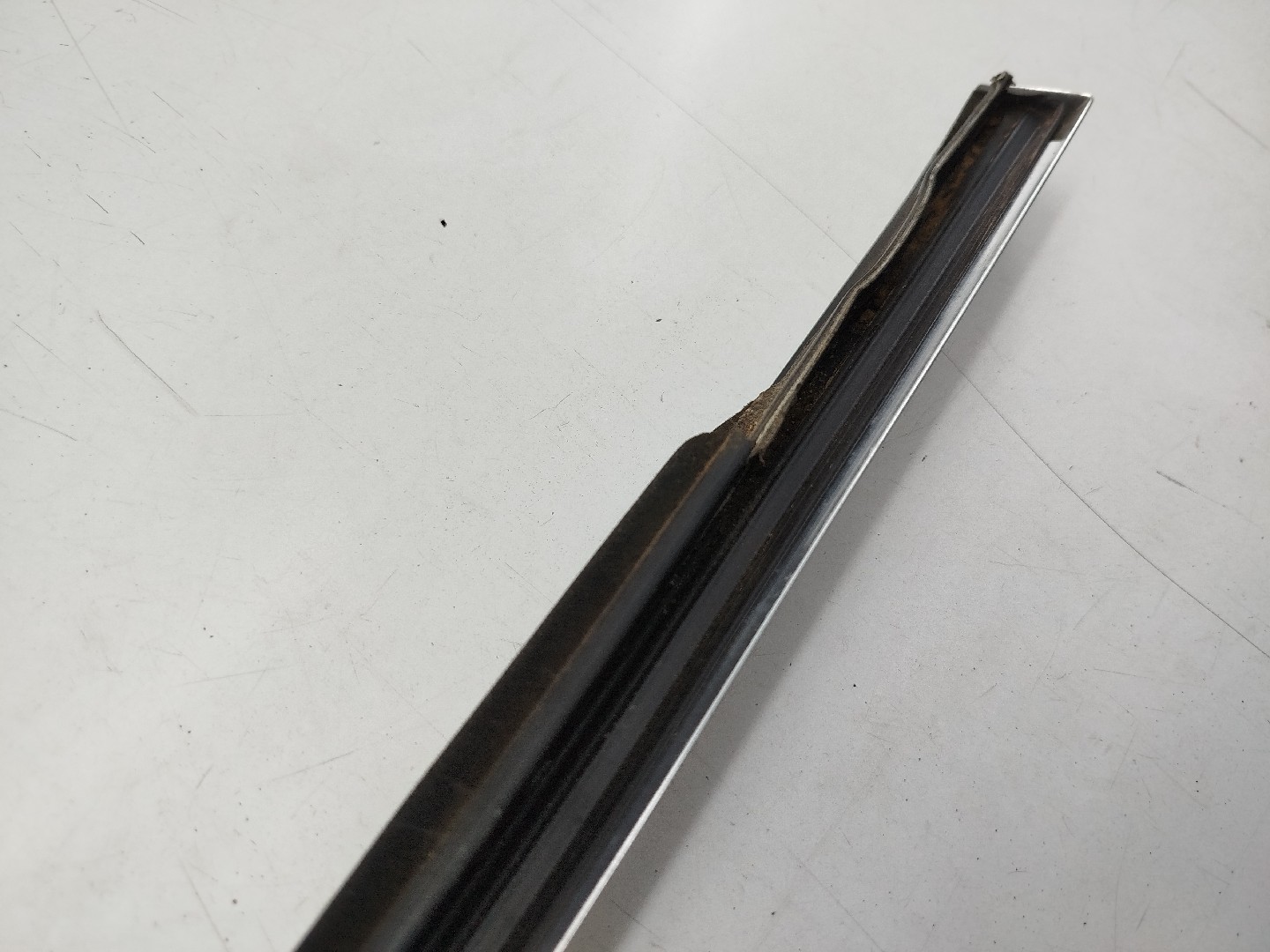 Friso do Vidro MERCEDES-BENZ GLC (X253) | 15 -  Imagem-4