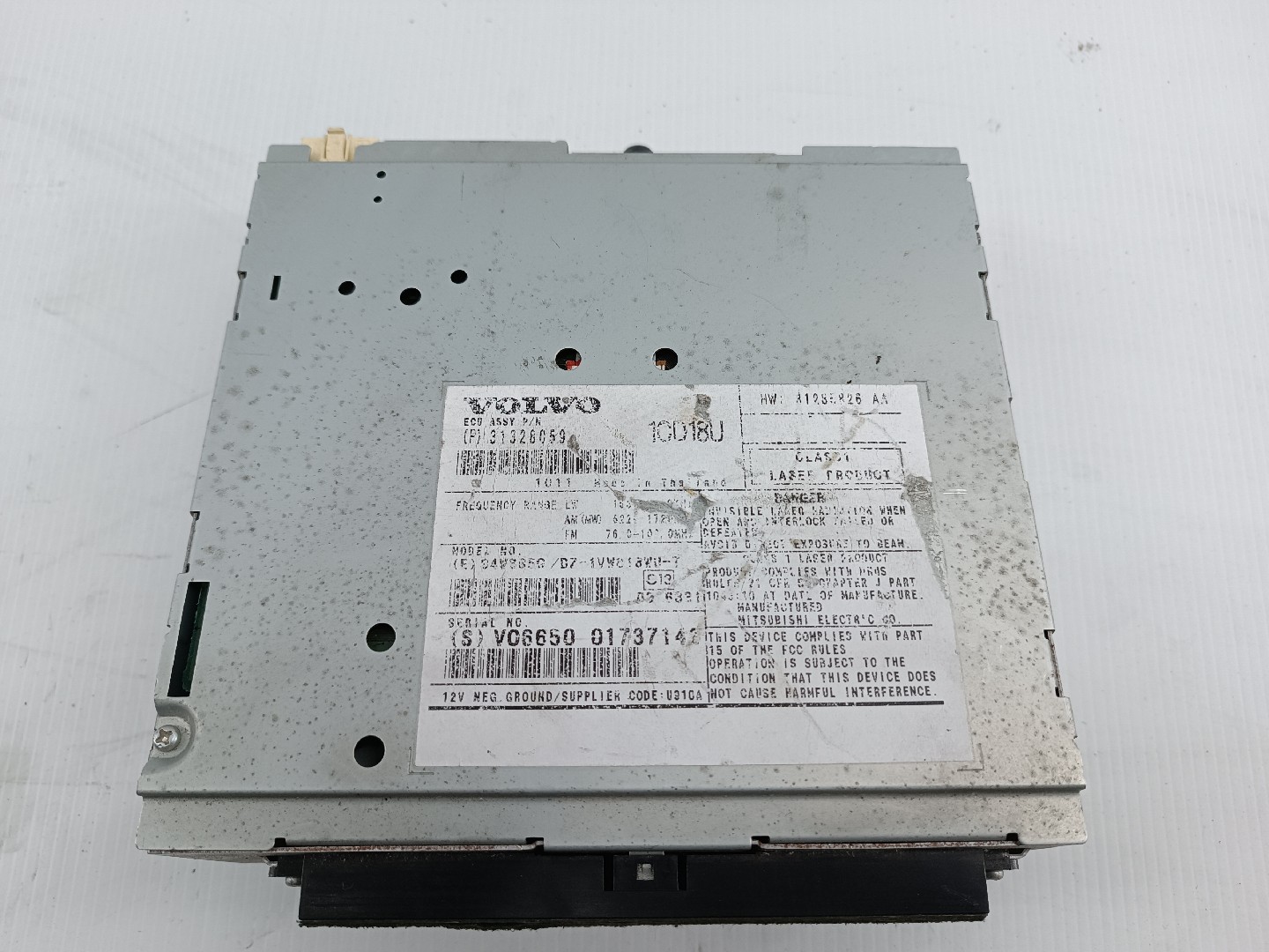 Auto-Rádio VOLVO C30 (533) | 06 - 13