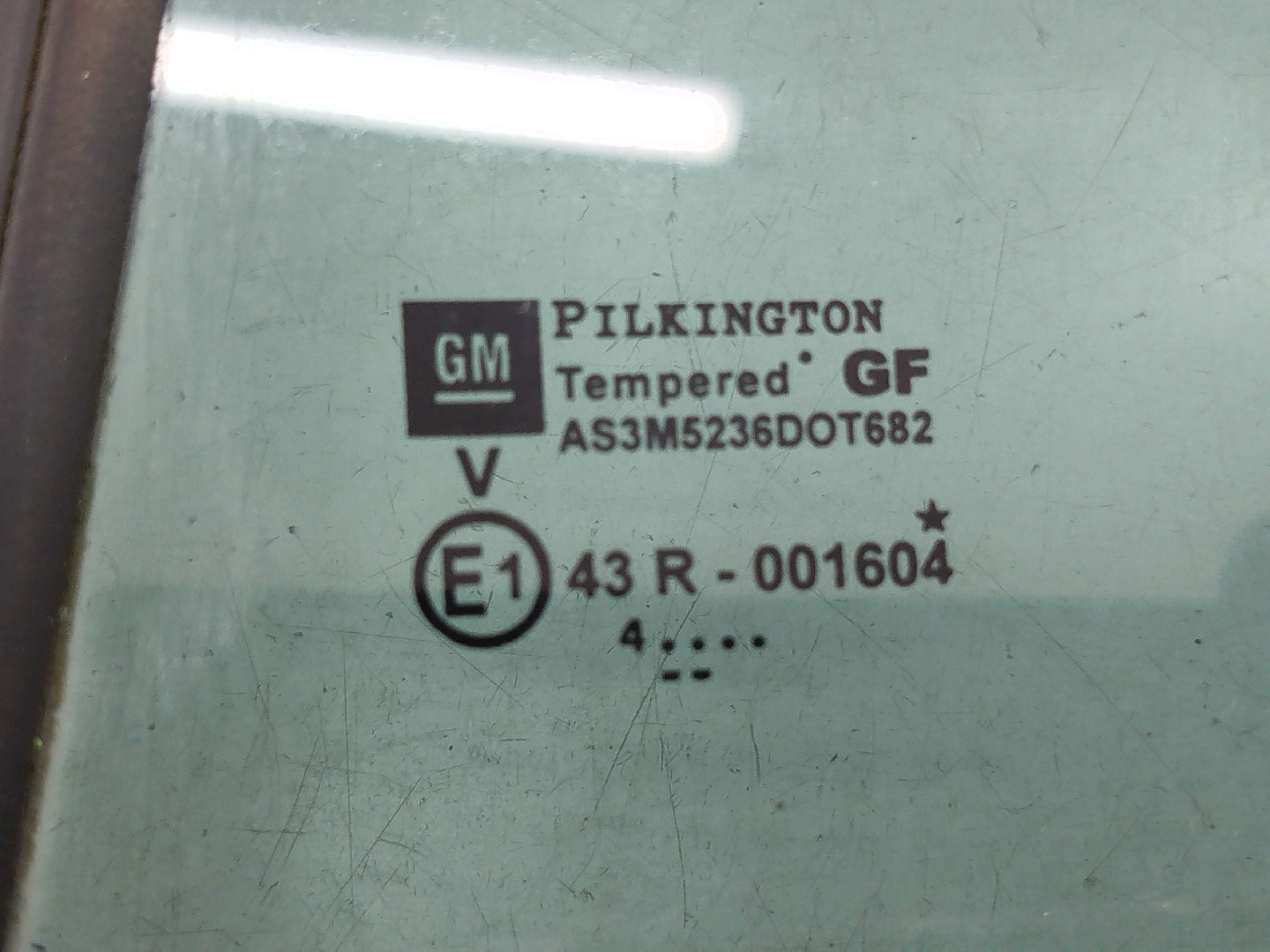 Vidro Triangular Porta Trás Esquerdo OPEL ASTRA H Combi (A04) | 04 - 14 Imagem-1