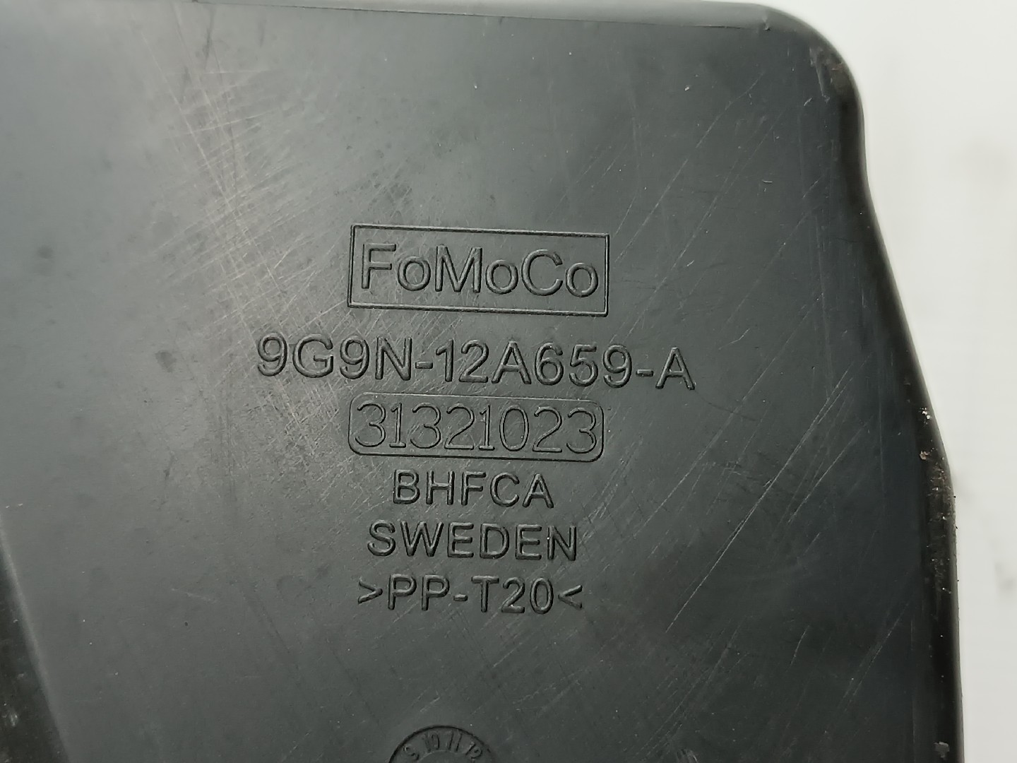 Caixa de Centralina VOLVO C30 (533) | 06 - 13 Imagem-4