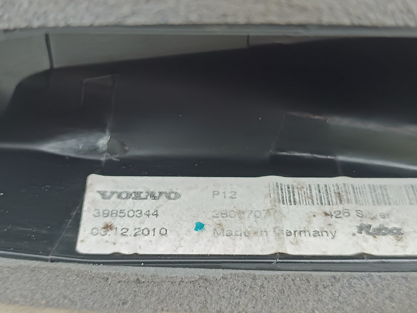 Antena de teto VOLVO C30 (533) | 06 - 13 Imagem-1