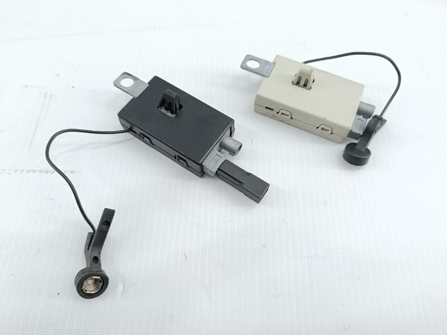 Amplificador de antena VOLVO C30 (533) | 06 - 13 Imagem-6