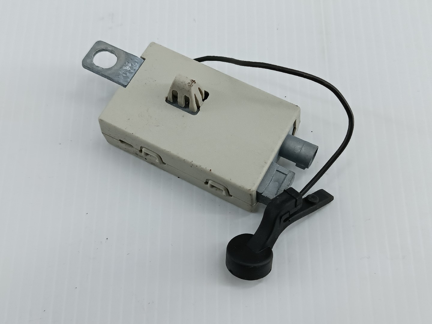 Amplificador de antena VOLVO C30 (533) | 06 - 13 Imagem-5