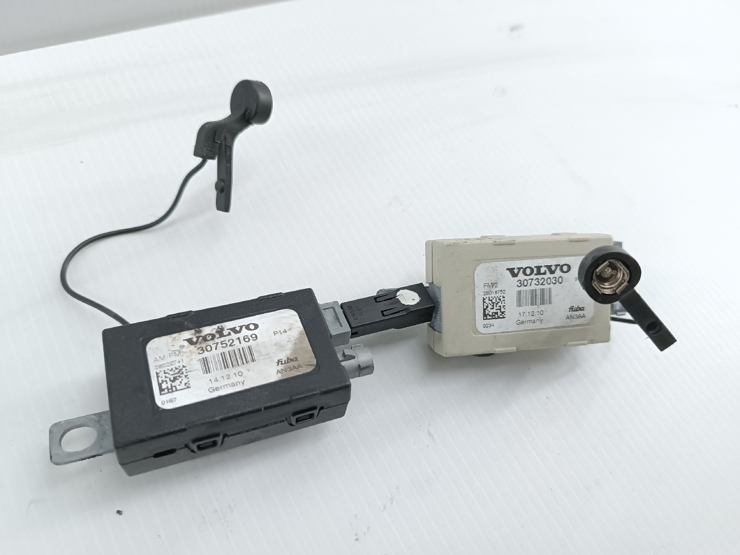 Amplificador de antena VOLVO C30 (533) | 06 - 13 Imagem-7