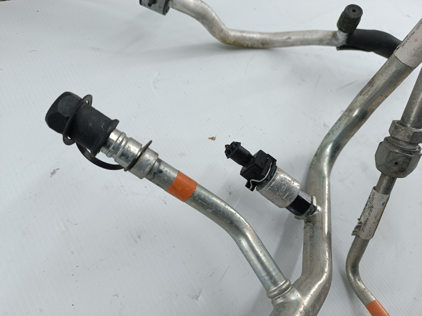 Tubo de Ar condicionado VOLVO C30 (533) | 06 - 13 Imagem-3