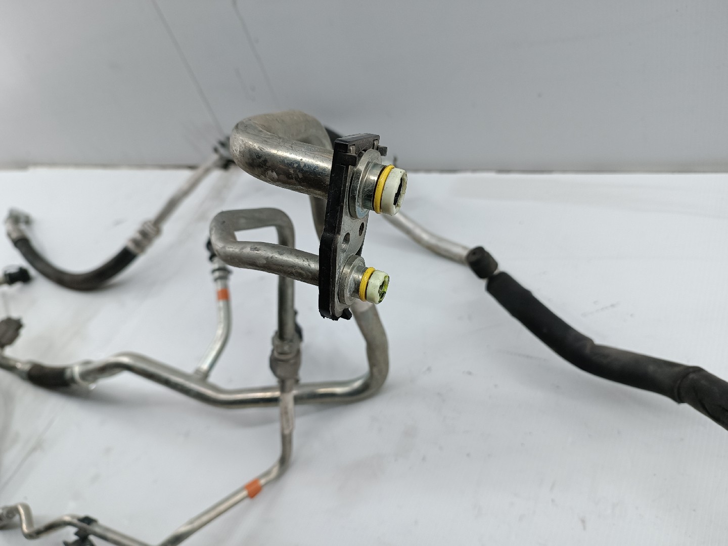 Tubo de Ar condicionado VOLVO C30 (533) | 06 - 13 Imagem-1