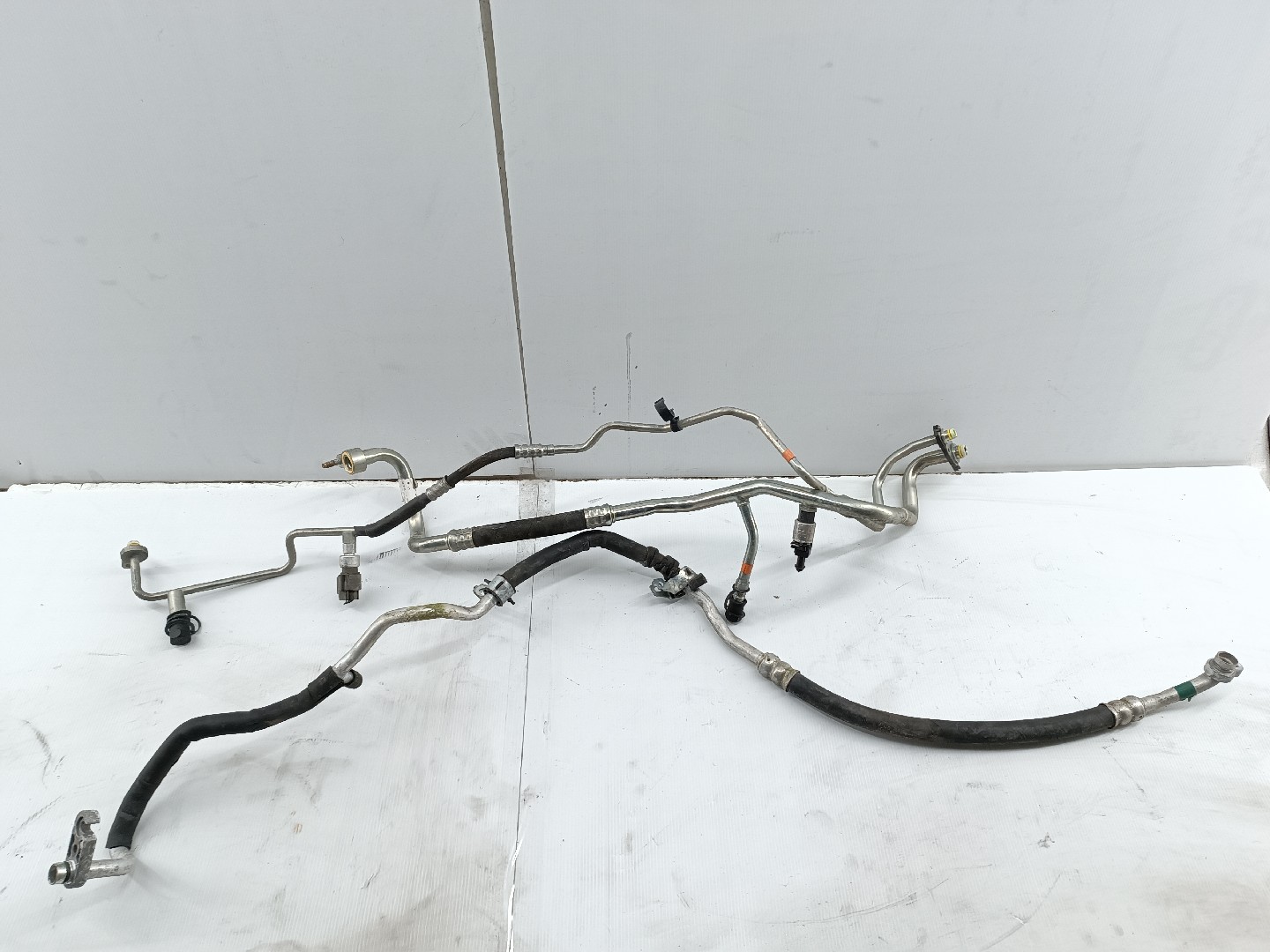 Tubo de Ar condicionado VOLVO C30 (533) | 06 - 13 Imagem-6