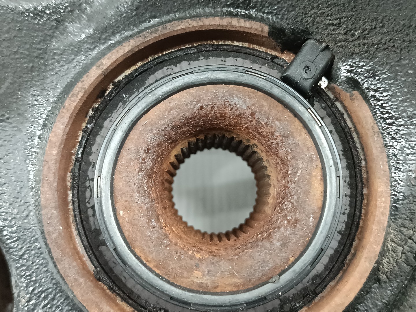 Manga de eixo frente esquerda VOLVO C30 (533) | 06 - 13 Imagem-2