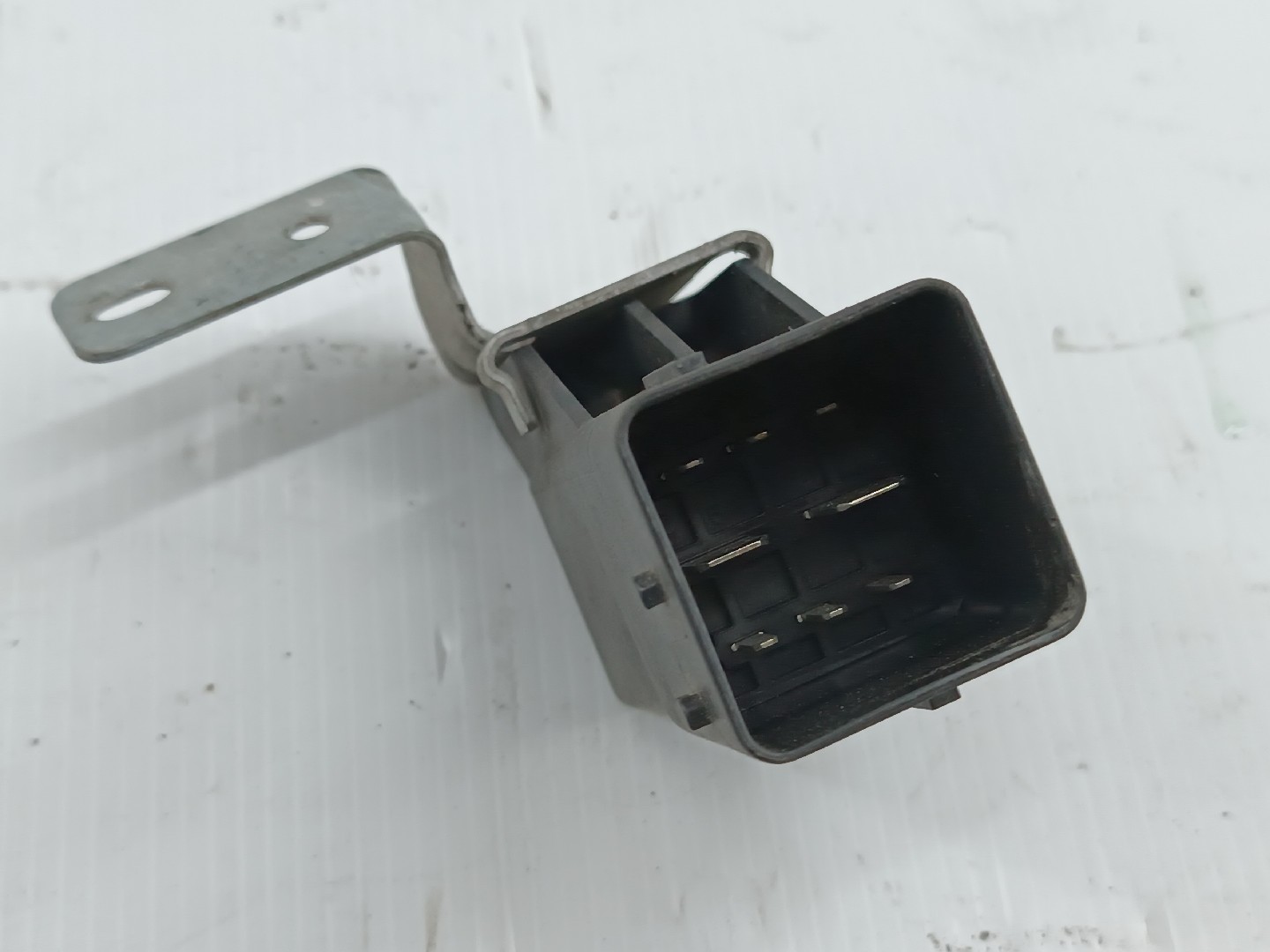 Relé temporizador de velas VOLVO C30 (533) | 06 - 13 Imagem-2