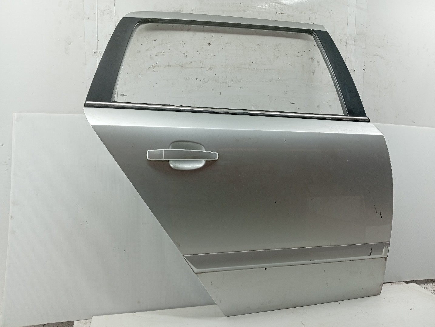 Porta Traseira Direita OPEL ASTRA H Combi (A04) | 04 - 14 Imagem-1