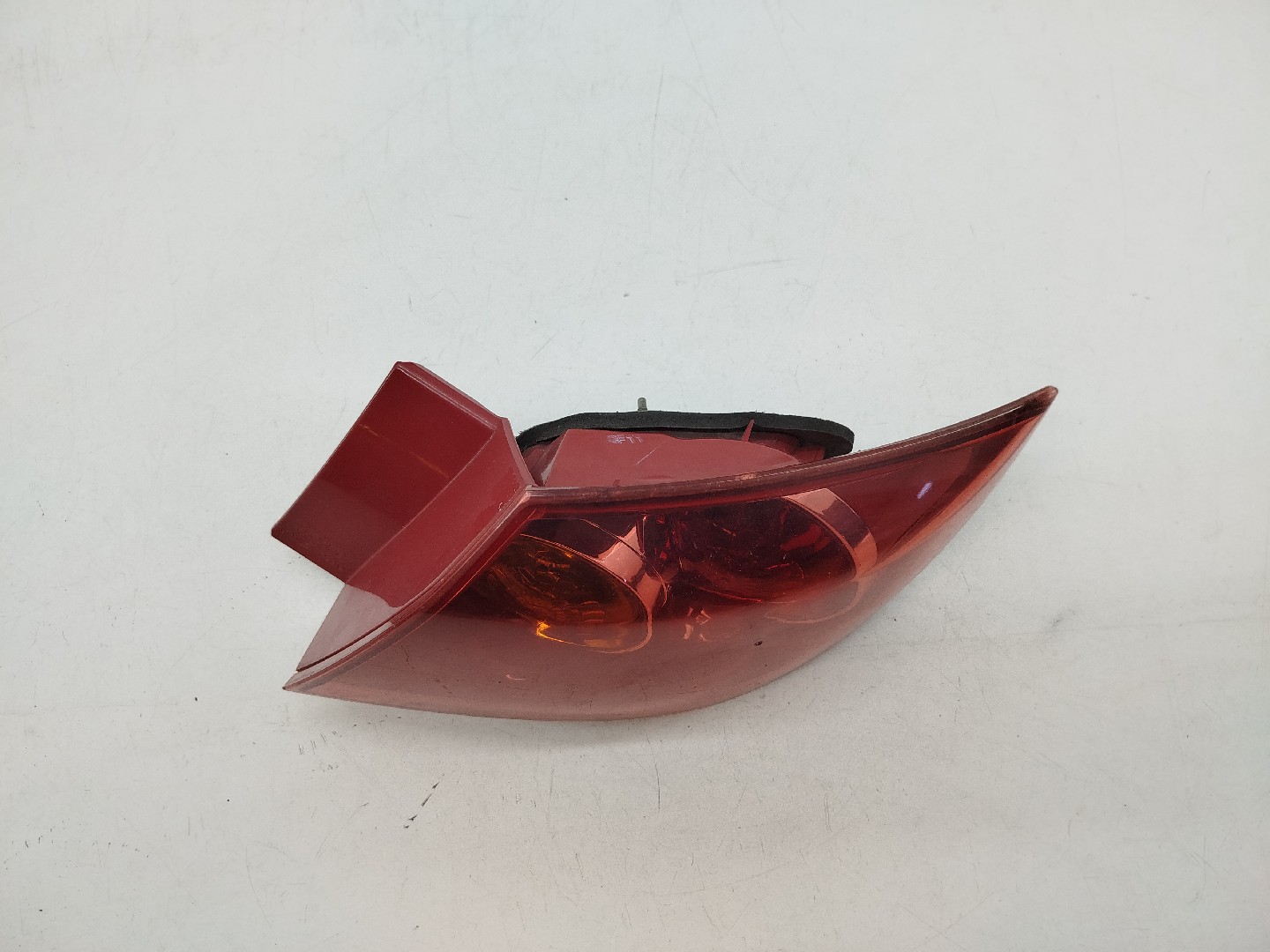 Farolim Stop Direito MAZDA 3 (BK) | 03 - 09 Imagem-1