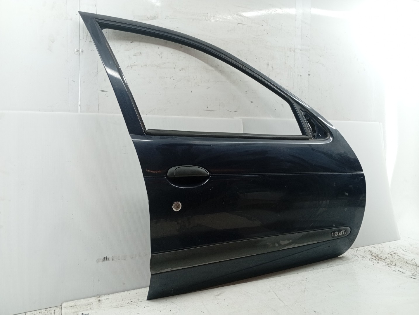 Porta Frente Direita RENAULT MEGANE I (BA0/1_) | 95 - 04 Imagem-3