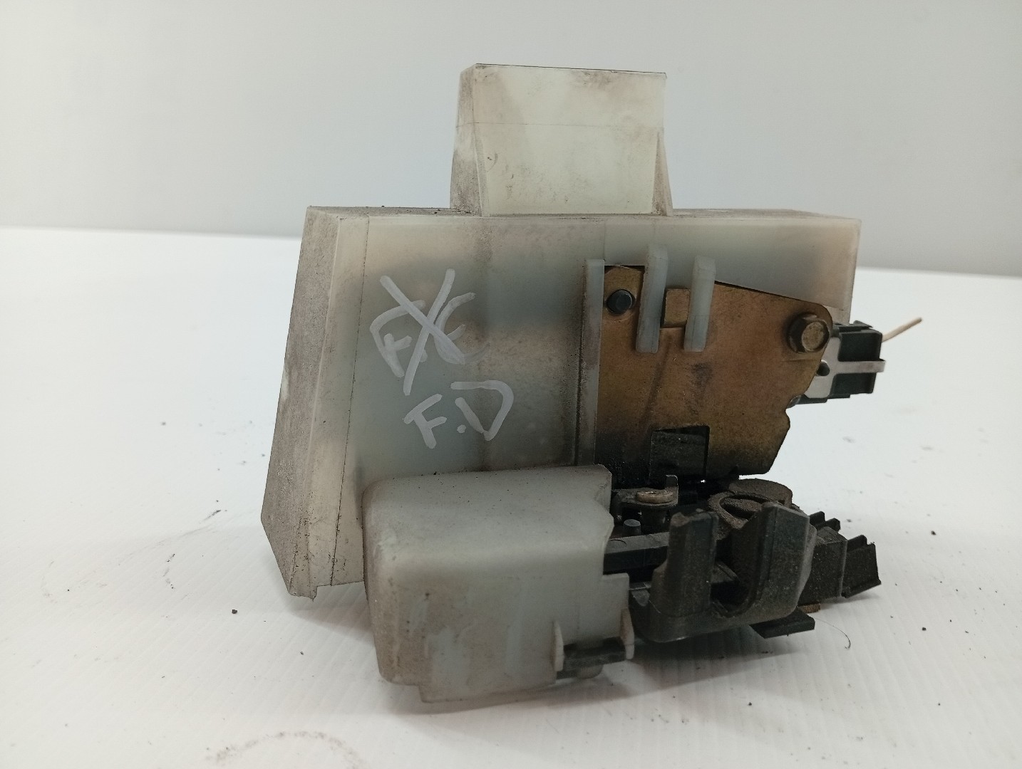 Fecho da Porta Frente Direito RENAULT MEGANE I (BA0/1_) | 95 - 04