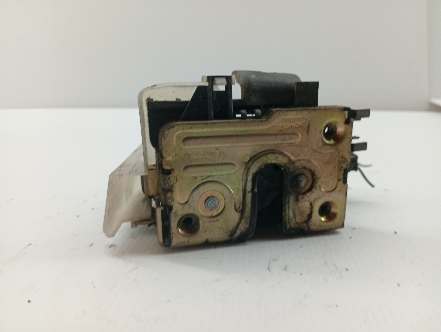 Fecho da Porta Frente Direito RENAULT MEGANE I (BA0/1_) | 95 - 04 Imagem-3