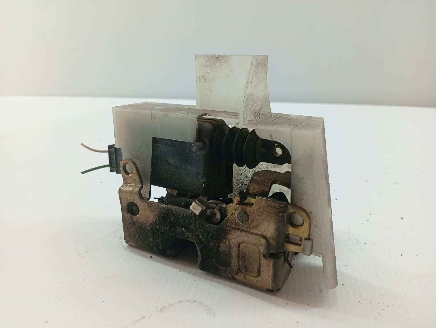 Fecho da Porta Frente Direito RENAULT MEGANE I (BA0/1_) | 95 - 04 Imagem-1